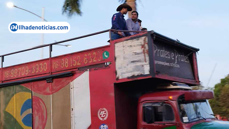 Peão campeão do rodeio de Barretos será recebido com festa em