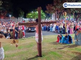 Encenação da Via-sacra emociona fiéis em Ilha Solteira